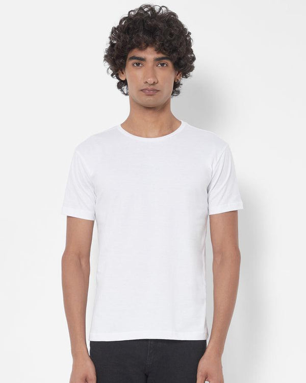 SHORT SLEEVE T SHIRT - White - YK Clothing